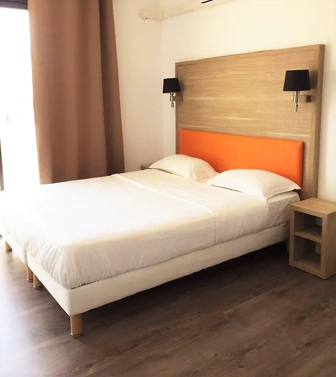 Le Royal Aparthotel Marseille 3*,  France